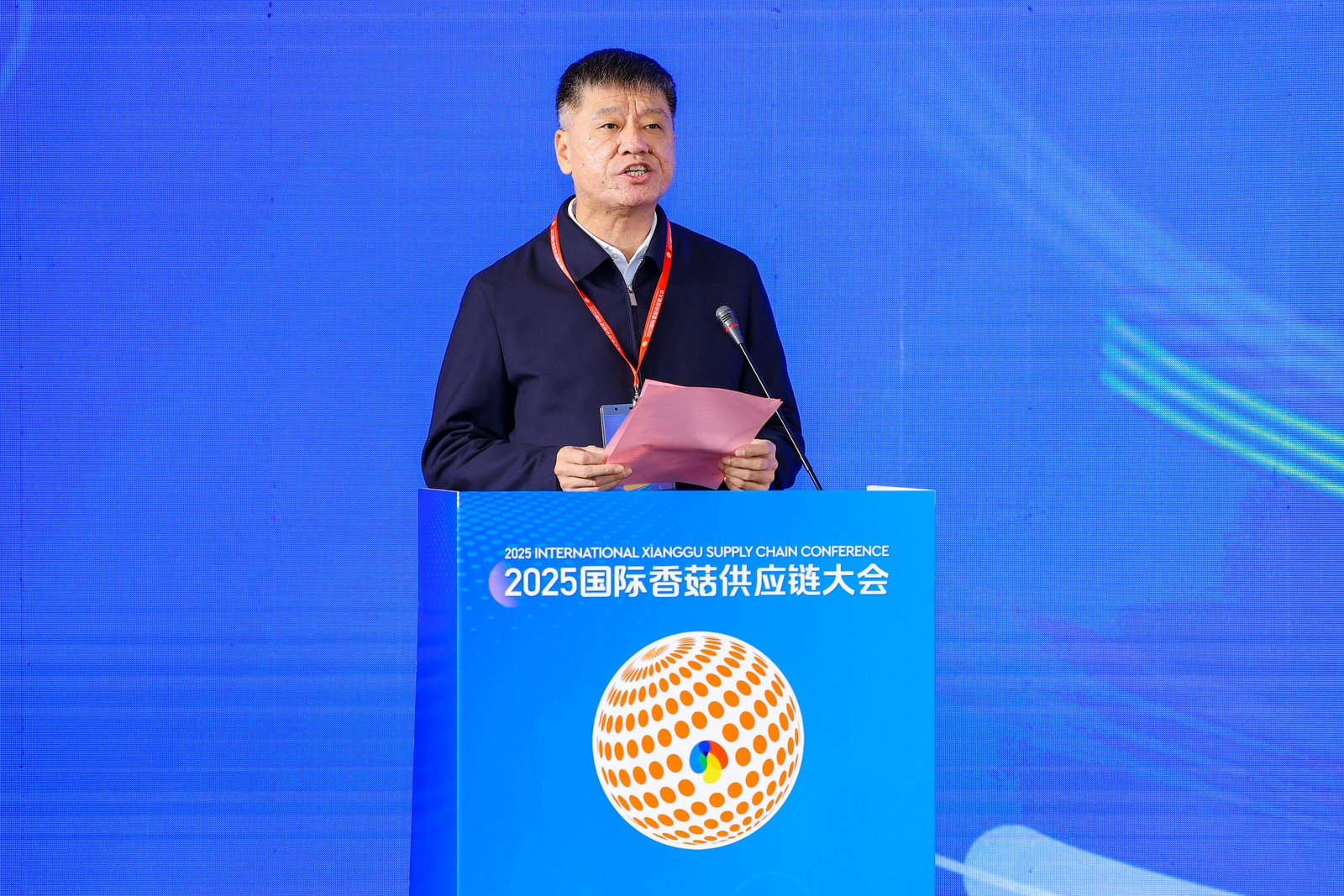Qihe, connecter le monde à travers les champignons : La Conférence internationale 2025 sur la chaîne d'approvisionnement du Shiitake s'est ouverte en grande pompe à Zibo, au Shandong 04.jpg 